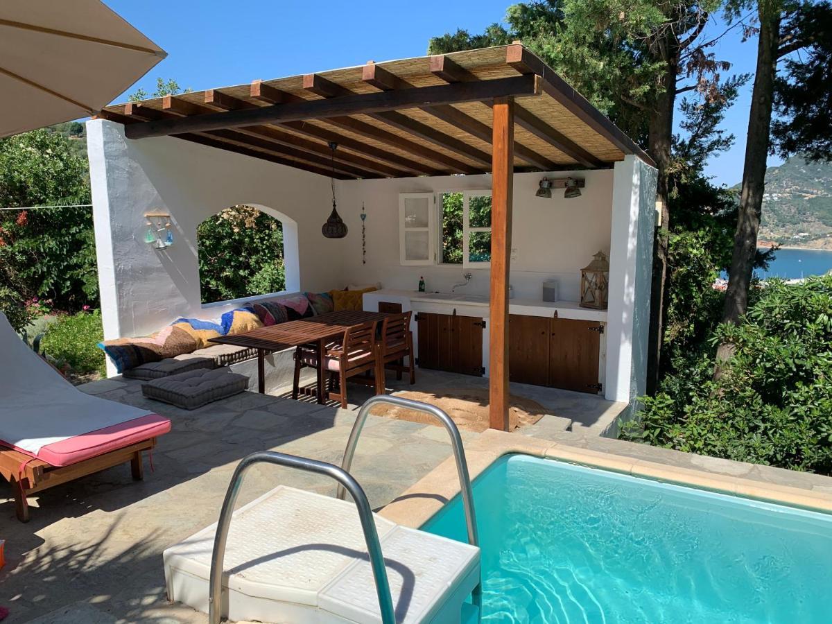 Romantic Lemonia Cottage Skopelos Town Exterior photo