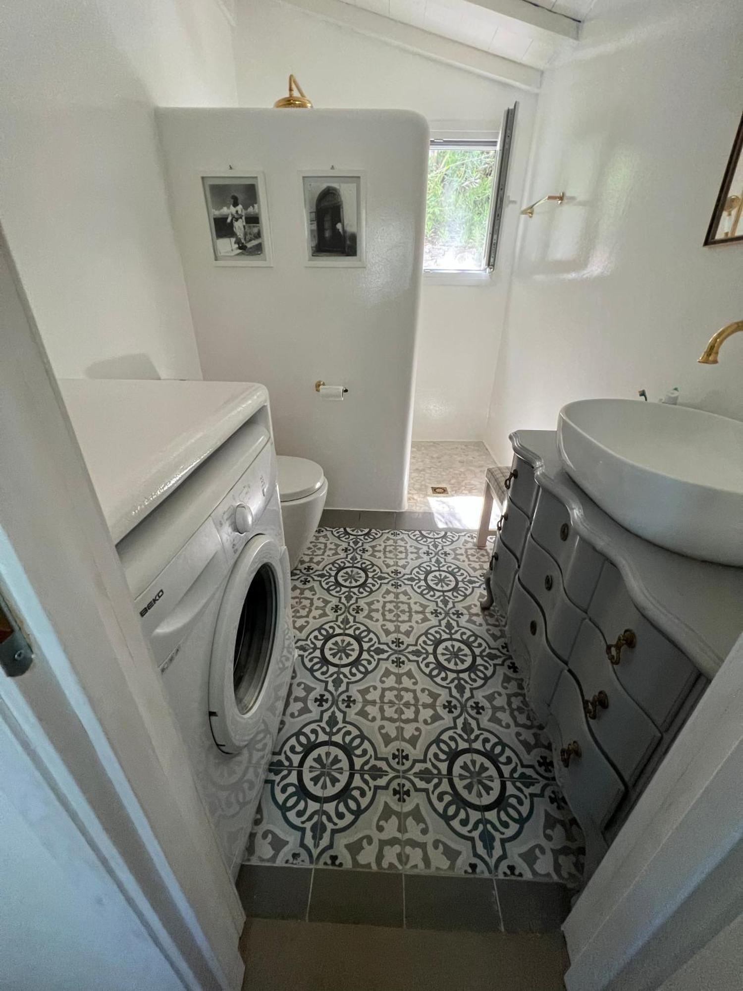 Romantic Lemonia Cottage Skopelos Town Exterior photo